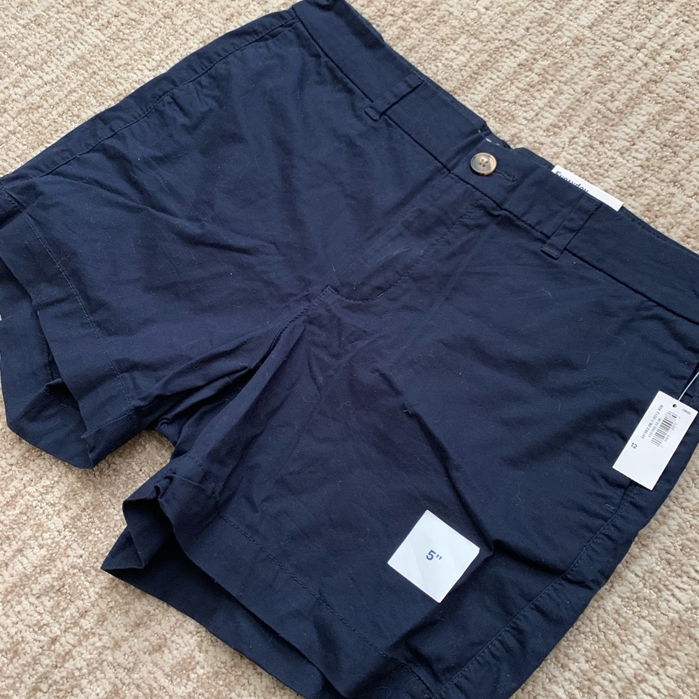 Uniformed Short